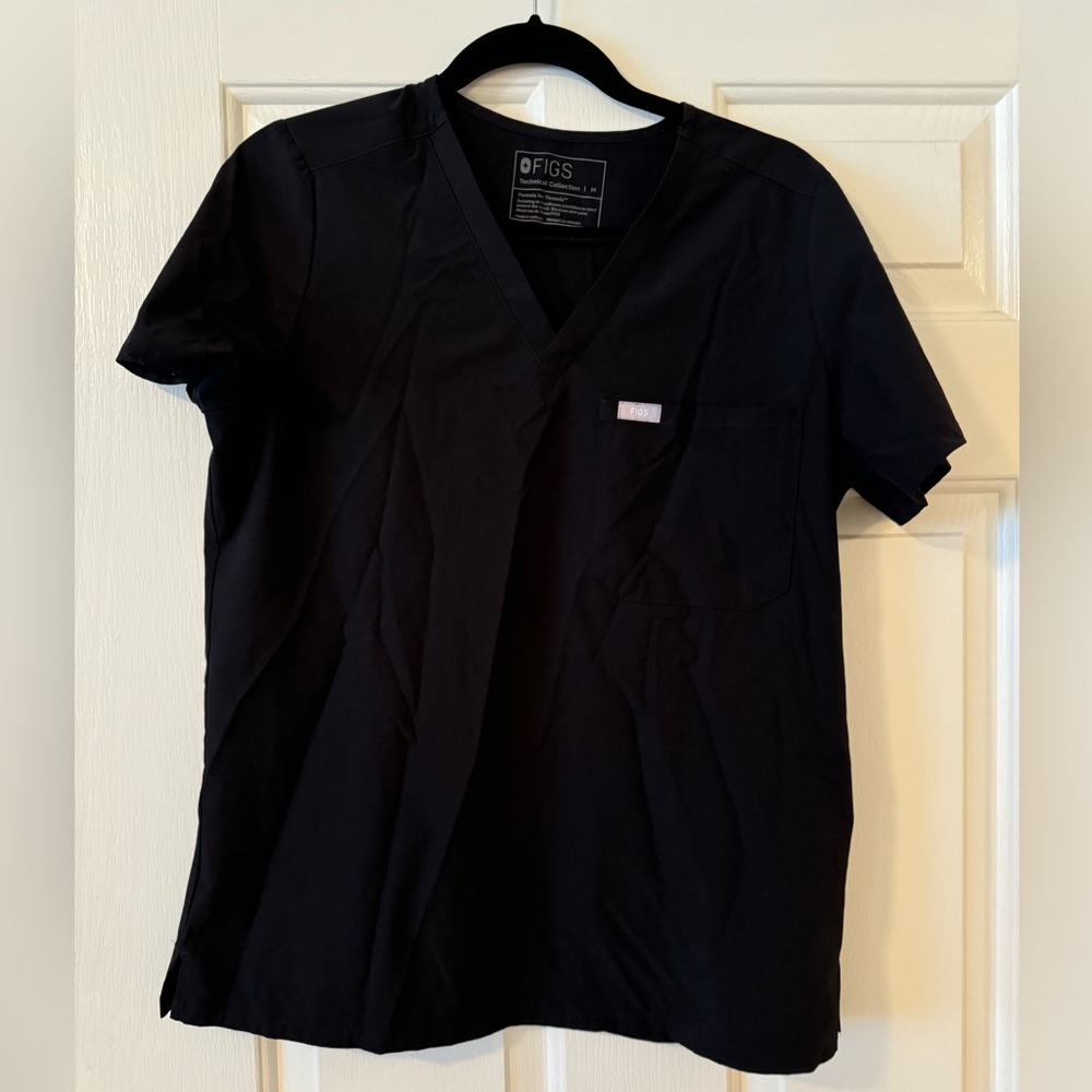 FIGS Scrub Top FREEx Catarina - One-Pocket Scrub Top - Women’s Medium Black